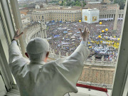 Выступление перед публикой Папы Римского
