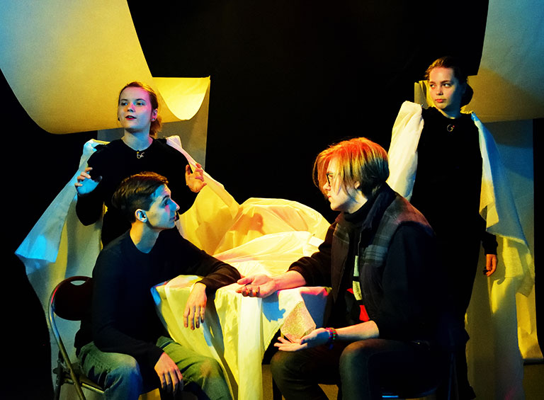 Соціальні навички: як їх розвивати та чому вони важливі